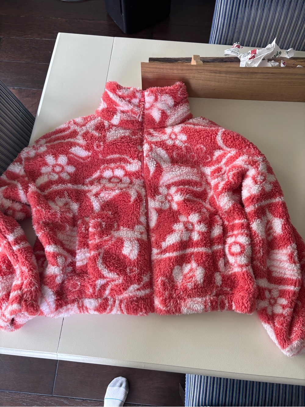 American Eagle Outfitters Kids Coral & White Plush Floral Sherpa Jacket
